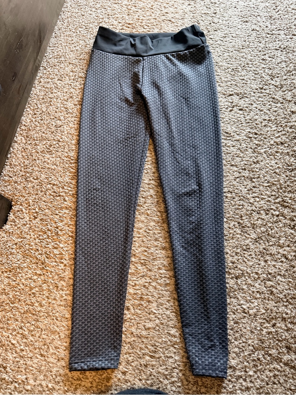 Textured Viral “booty” Black High-Waist Leggings